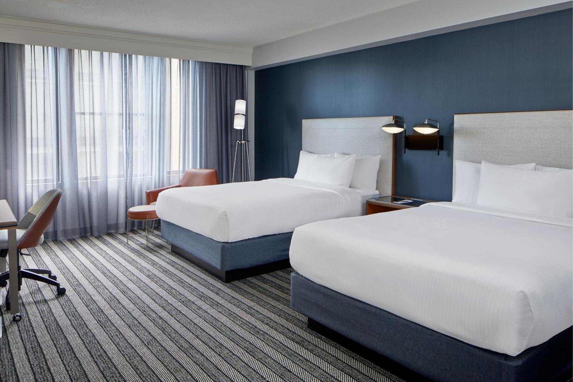 Courtyard By Marriott Nashville Downtown Exterior photo